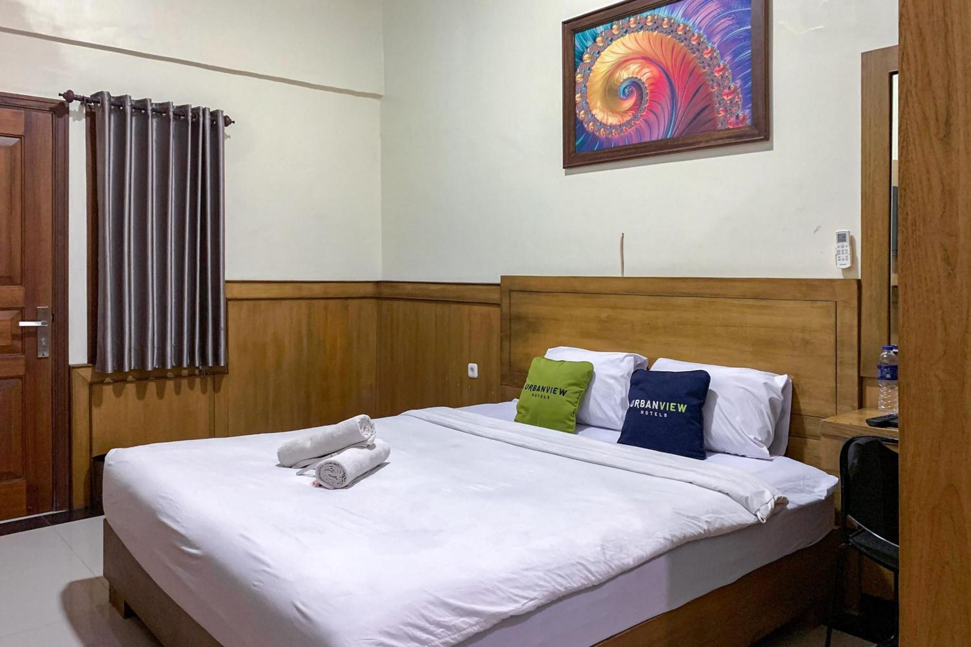 Urbanview Alfiya Hotel Lampung Bandar Lampung Exterior photo